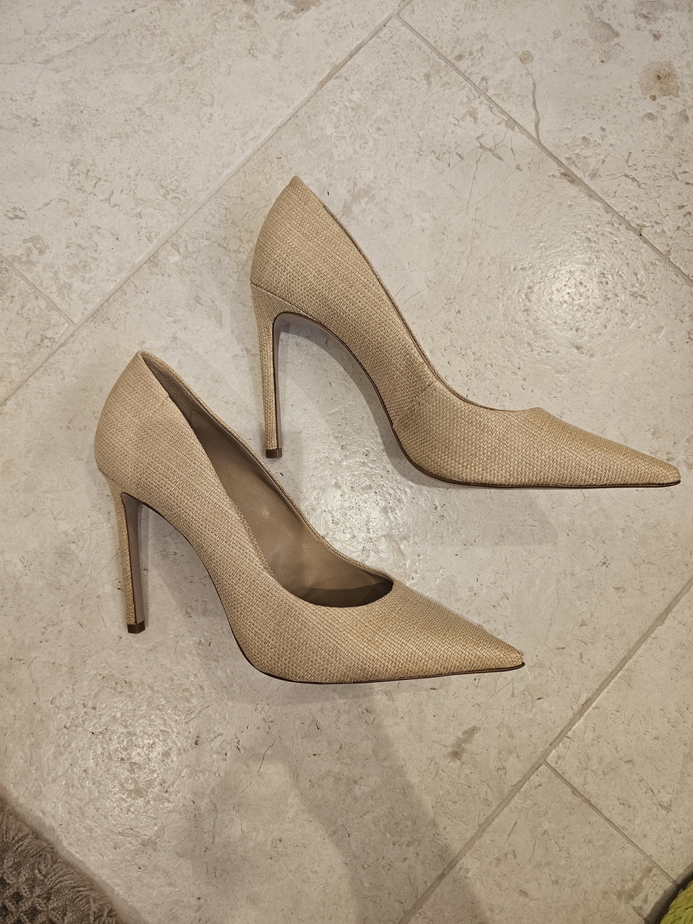 Schutz LOU Classic Pointed Toe High Heel Pumps in Natural Beige
